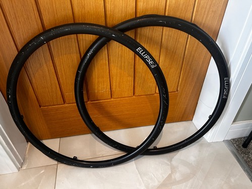Wheelchair push rims hard - 25",