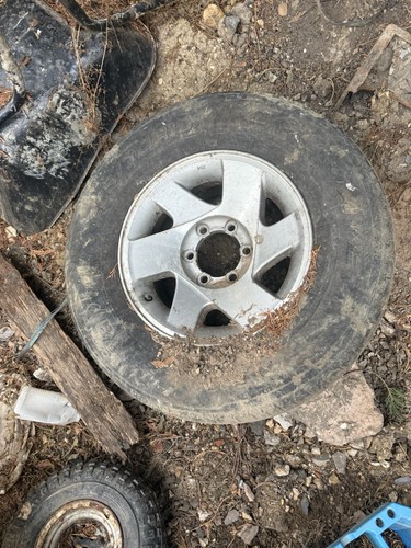 Alloy wheel - alloy,