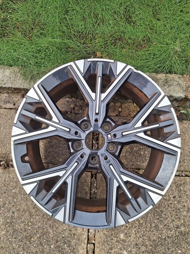 Bmw 975m genuine inch - 18",